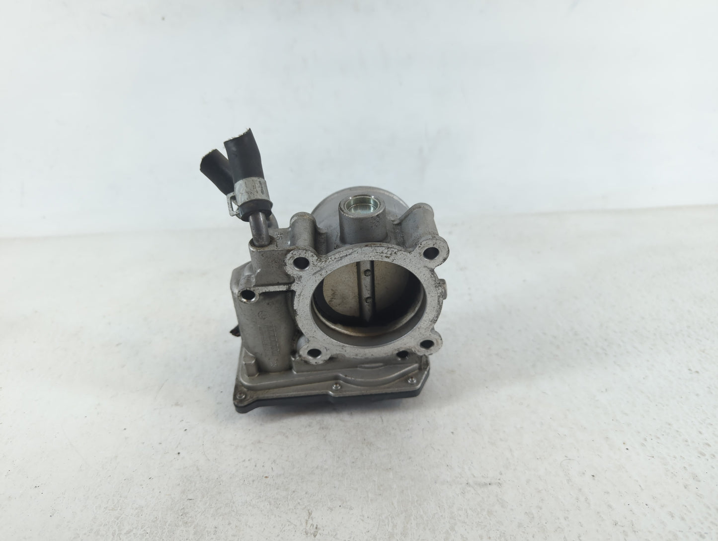 2011-2020 Hyundai Elantra Throttle Body P/N:5323 02B09 35100-2E000 Fits OEM Used Auto Parts - Oemusedautoparts1.com