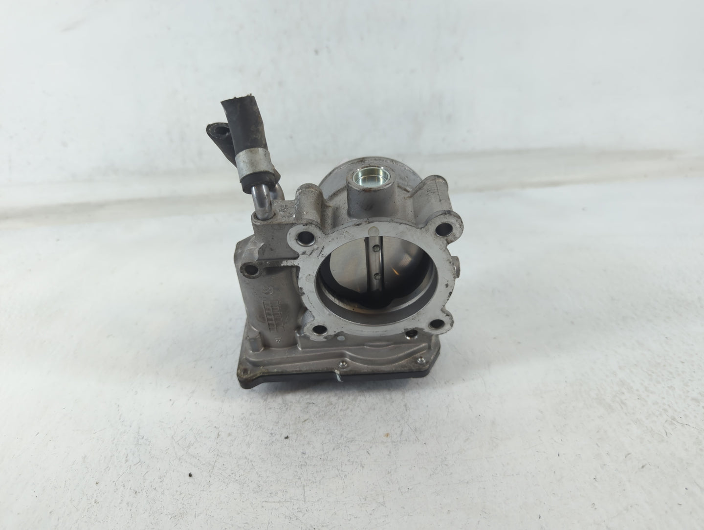 2011-2020 Hyundai Elantra Throttle Body P/N:5323 09B06 35100-2E00 Fits Fits 2011 2012 2013 2014 2015 2016 2017 2018 2019 202