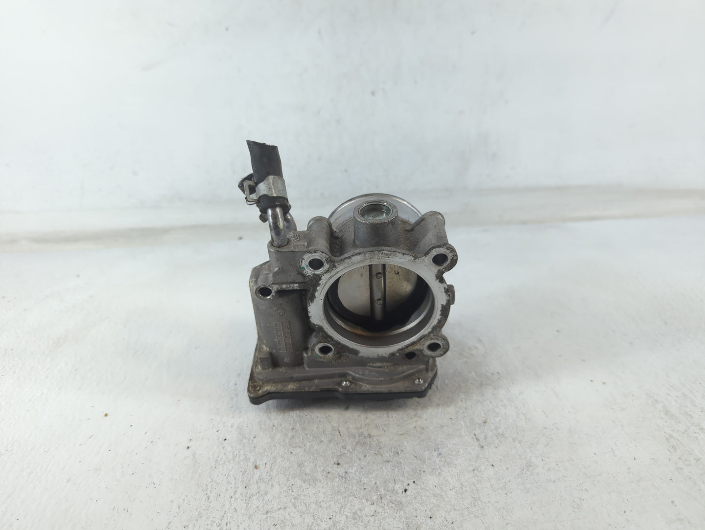 2011-2020 Hyundai Elantra Throttle Body P/N:5323 11B16 35100-2E000 Fits OEM Used Auto Parts - Oemusedautoparts1.com