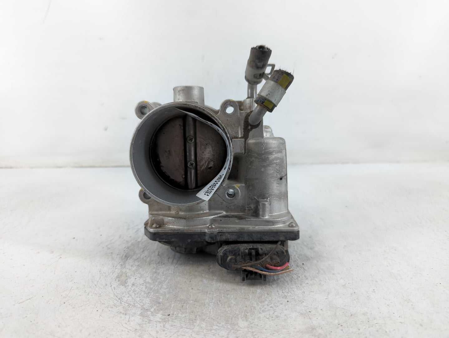 2011-2020 Hyundai Elantra Throttle Body P/N:35100-2E000 Fits Fits 2011 2012 2013 2014 2015 2016 2017 2018 2019 2020 2021 OEM