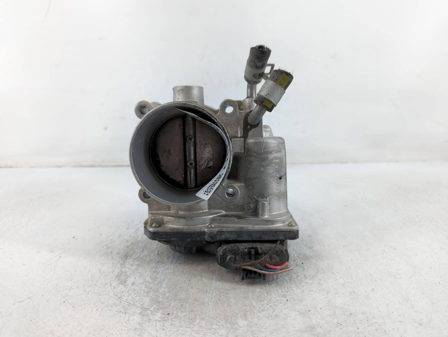 2011-2020 Hyundai Elantra Throttle Body P/N:35100-2E000 Fits Fits 2011 2012 2013 2014 2015 2016 2017 2018 2019 2020 2021 OEM