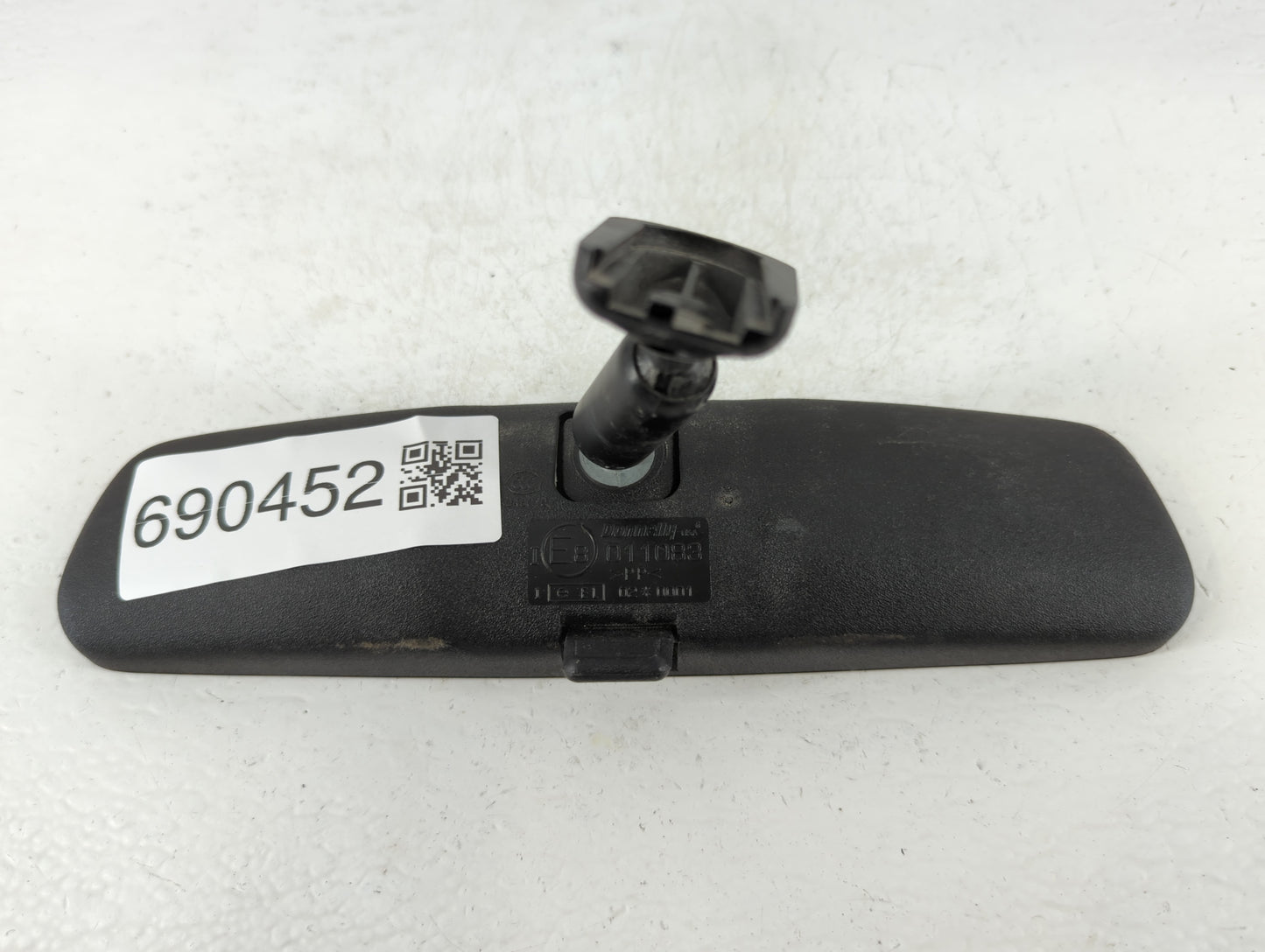 2013-2020 Hyundai Elantra Interior Rear View Mirror Replacement OEM P/N:E8011083 Fits OEM Used Auto Parts - Oemusedautoparts