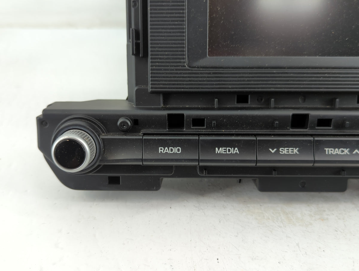 2019-2020 Hyundai Elantra Am Fm Cd Player Radio Receiver 696249 - Oemusedautoparts1.com