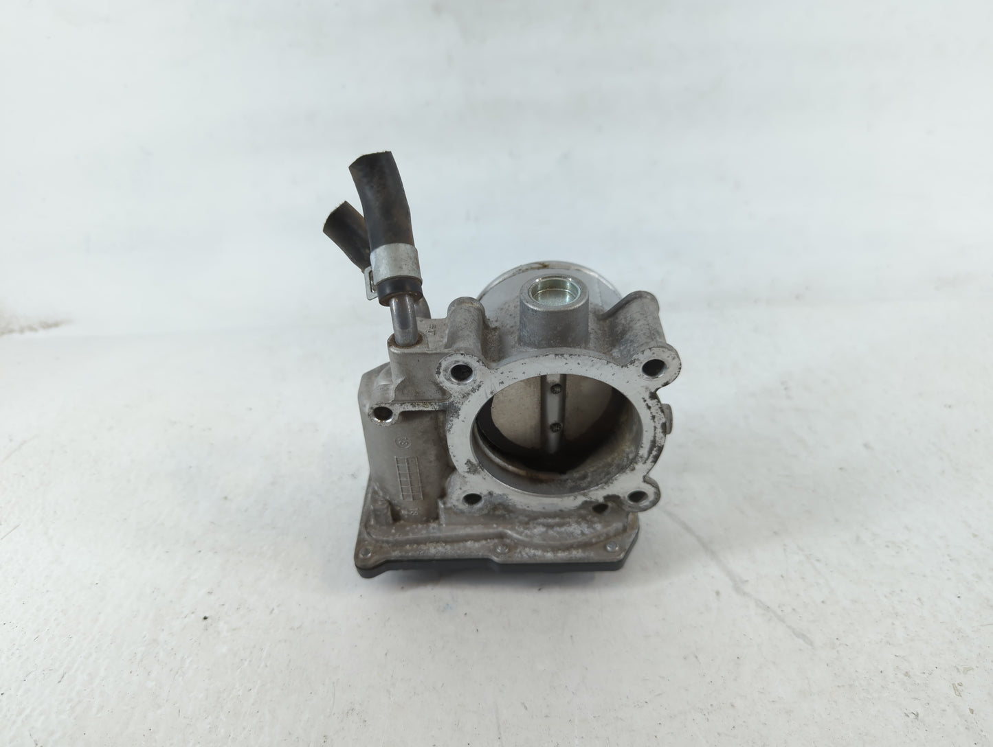 2011-2020 Hyundai Elantra Throttle Body P/N:35100-2E000 Fits Fits 2011 2012 2013 2014 2015 2016 2017 2018 2019 2020 2021 OEM