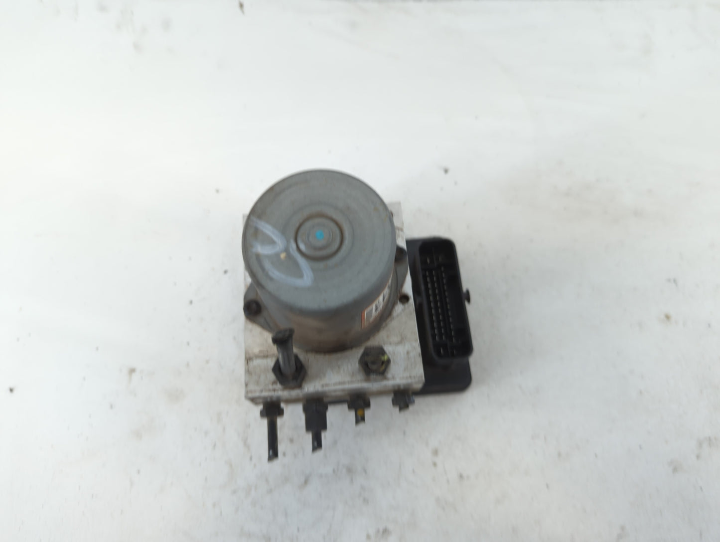 2019 Hyundai Elantra ABS Pump Control Module Replacement P/N:58900-F2510 Fits OEM Used Auto Parts - Oemusedautoparts1.com