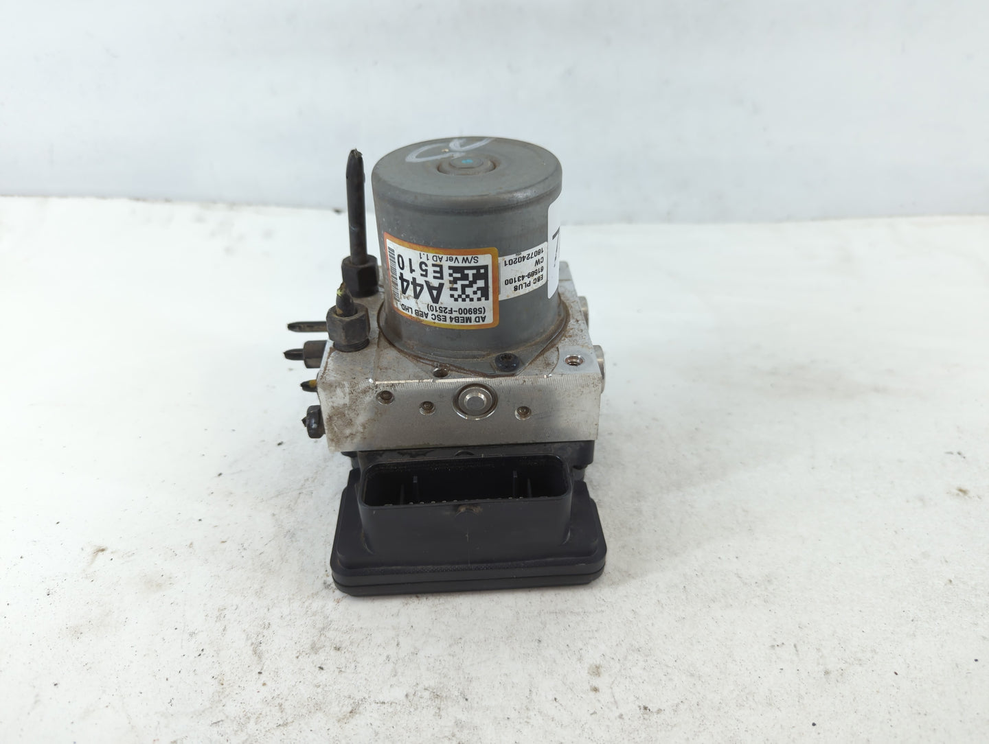 2019 Hyundai Elantra ABS Pump Control Module Replacement P/N:58900-F2510 Fits OEM Used Auto Parts - Oemusedautoparts1.com