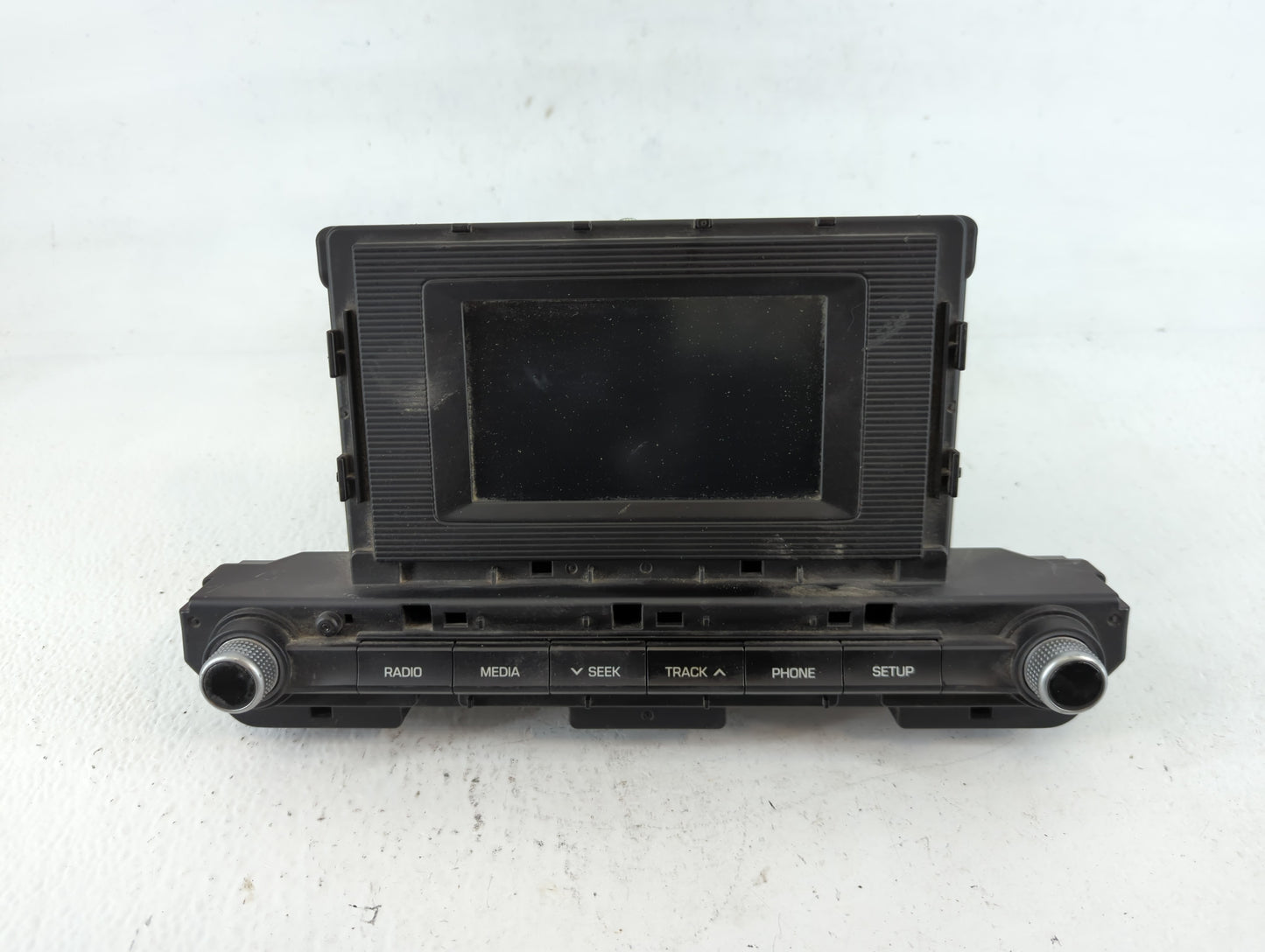 2019-2020 Hyundai Elantra Am Fm Cd Player Radio Receiver - Oemusedautoparts1.com