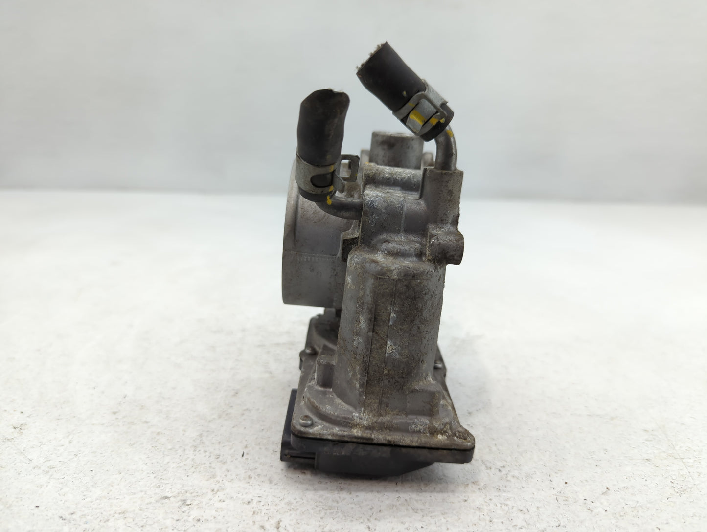 2011-2020 Hyundai Elantra Throttle Body P/N:5323 10T31 35100-2E000 Fits OEM Used Auto Parts - Oemusedautoparts1.com