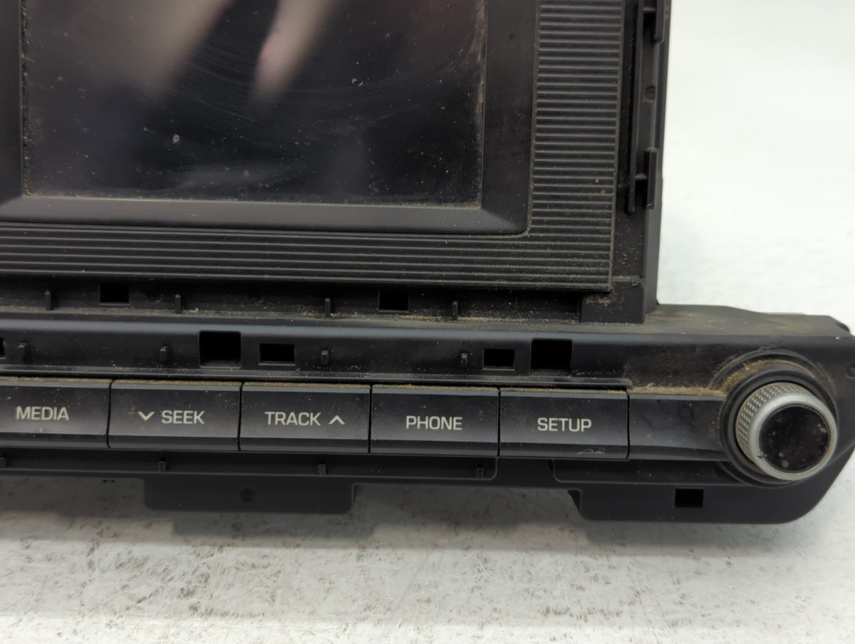 2019-2020 Hyundai Elantra Am Fm Cd Player Radio Receiver 732069 - Oemusedautoparts1.com