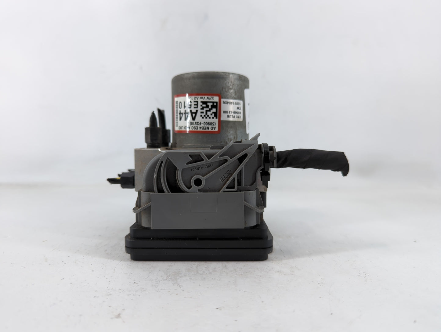 2019 Hyundai Elantra ABS Pump Control Module Replacement P/N:F2589-22920 Fits OEM Used Auto Parts - Oemusedautoparts1.com