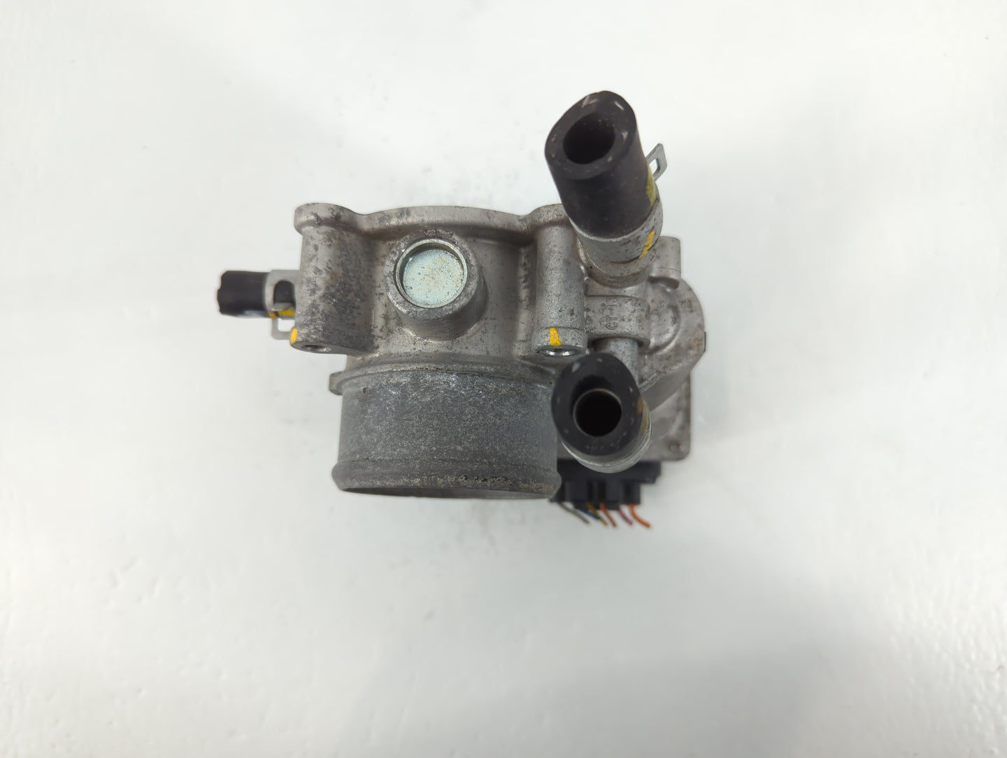 2017-2020 Hyundai Elantra Throttle Body P/N:35100-2B340 Fits Fits 2015 2016 2017 2018 2019 2020 2021 2022 OEM Used Auto Part