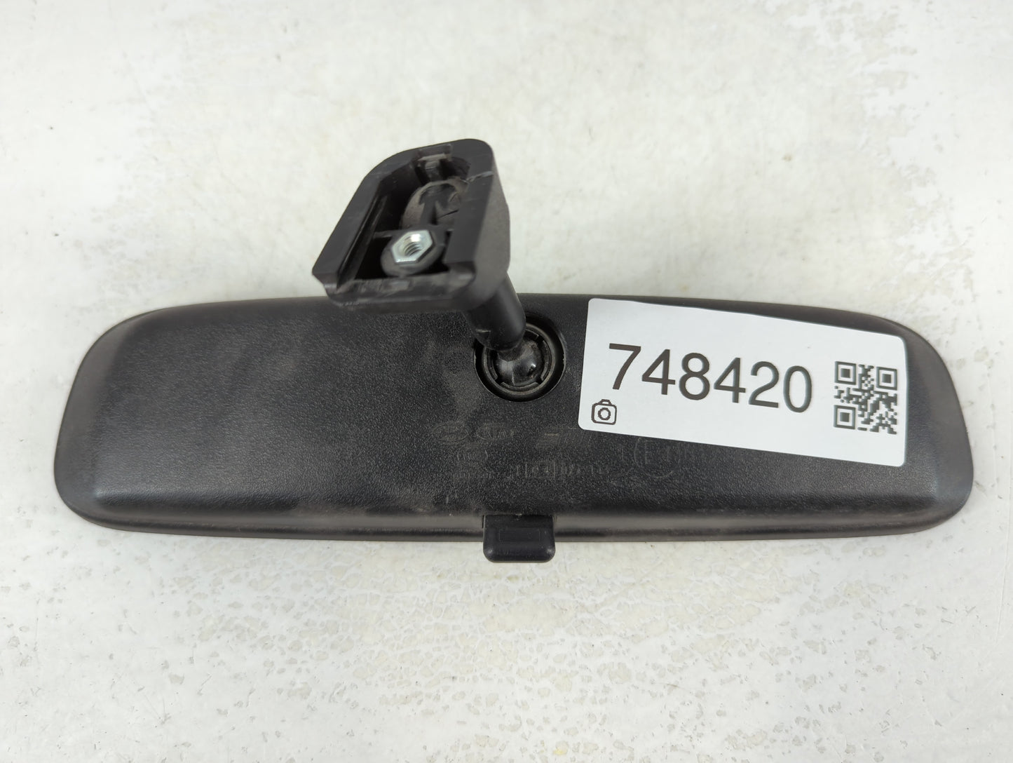 2013-2020 Hyundai Elantra Interior Rear View Mirror Replacement OEM P/N:E4012143 Fits OEM Used Auto Parts - Oemusedautoparts
