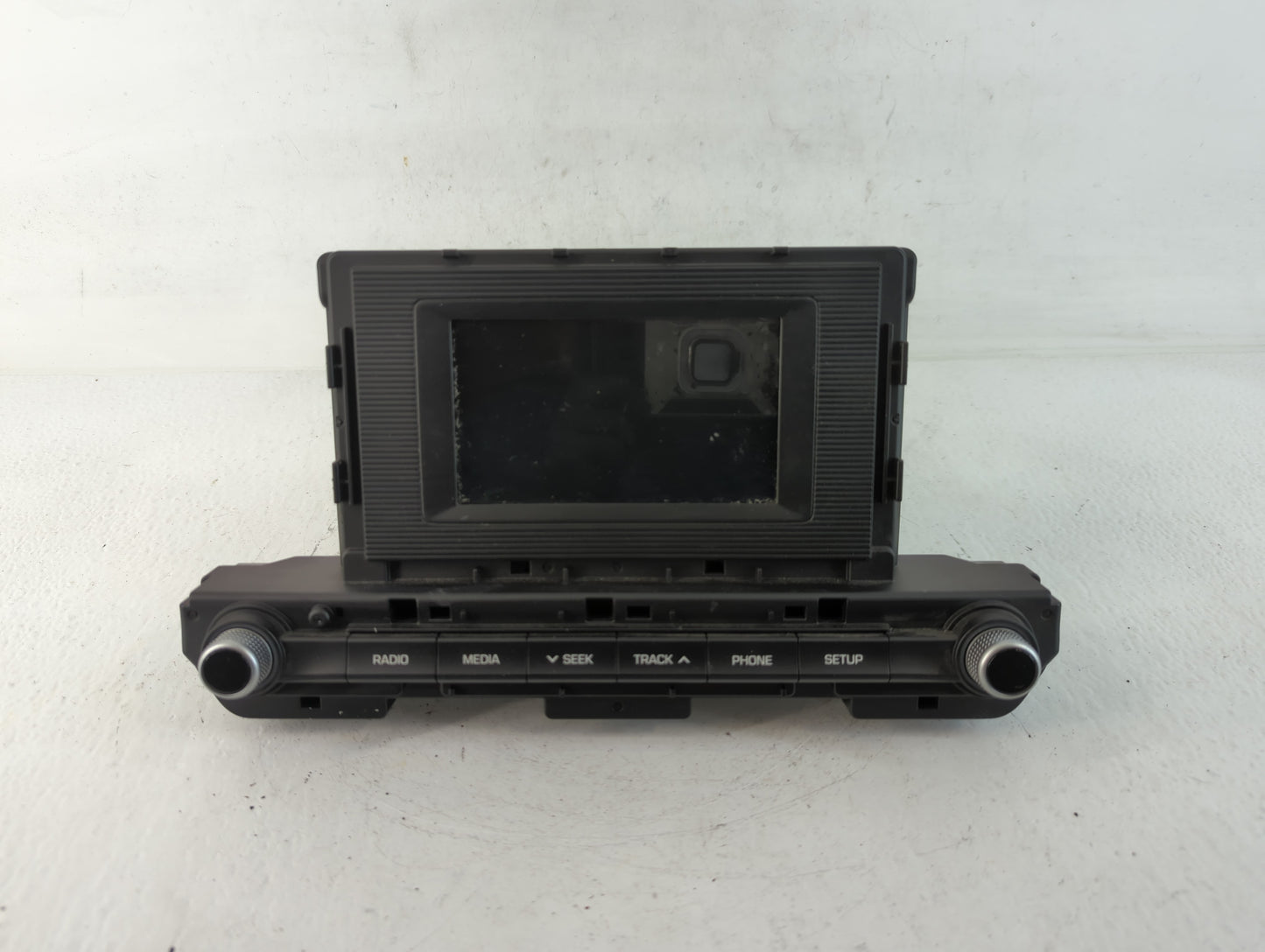 2019-2020 Hyundai Elantra Am Fm Cd Player Radio Receiver - Oemusedautoparts1.com