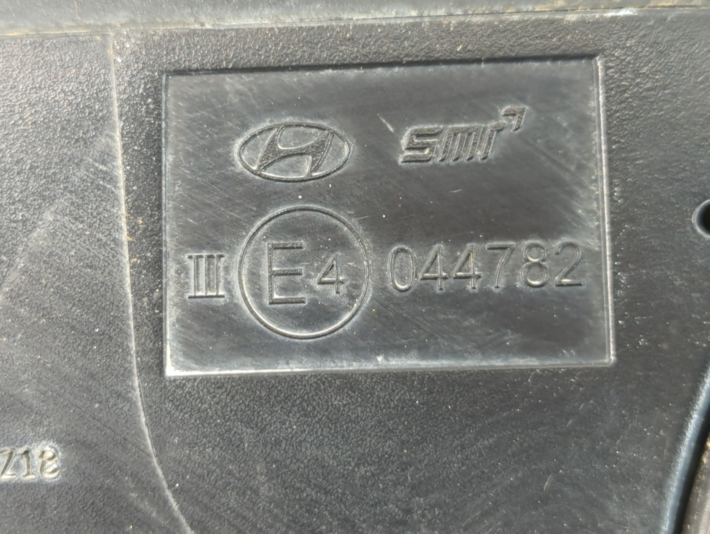 2017-2020 Hyundai Elantra Driver Side View Mirror - Left Door Mirror OEM Used - Oemusedautoparts1.com