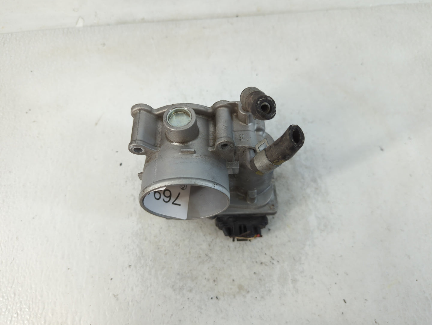 2011-2020 Hyundai Elantra Throttle Body P/N:35100-2E000 Fits Fits 2011 2012 2013 2014 2015 2016 2017 2018 2019 2020 2021 OEM