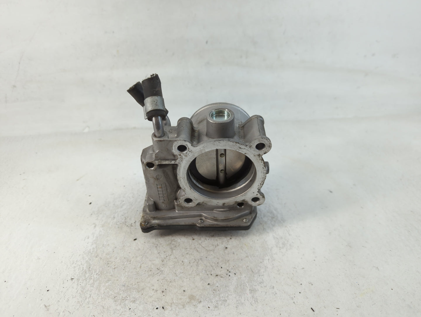 2011-2020 Hyundai Elantra Throttle Body P/N:35100-2E000 Fits Fits 2011 2012 2013 2014 2015 2016 2017 2018 2019 2020 2021 OEM
