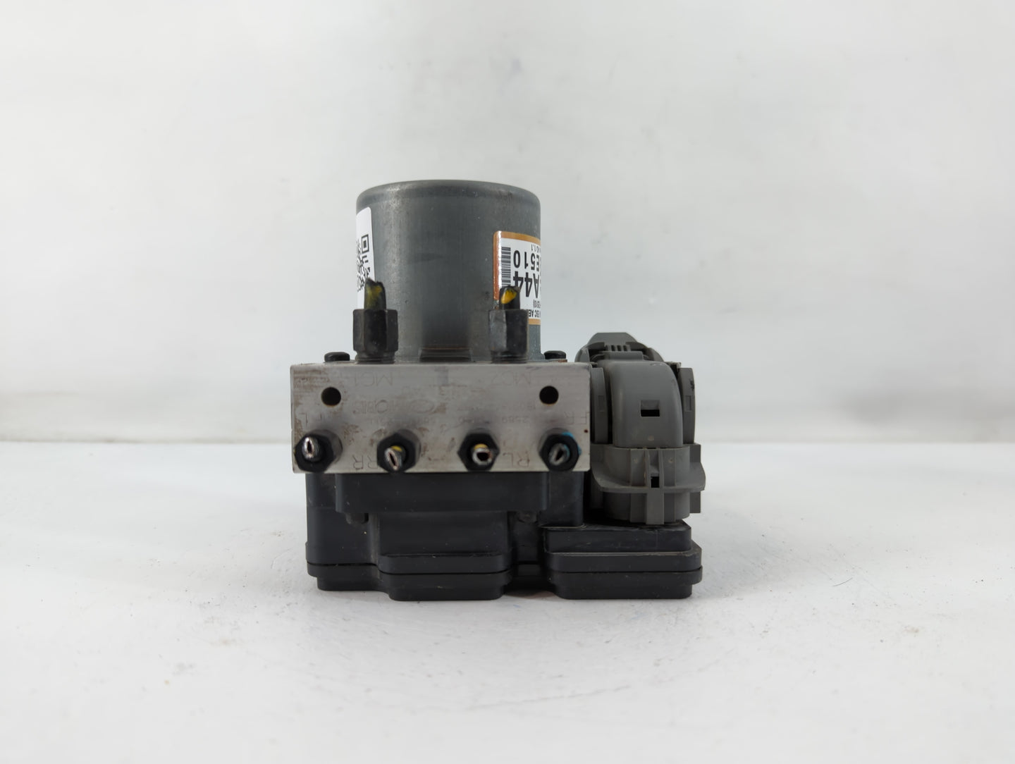 2019 Hyundai Elantra ABS Pump Control Module Replacement P/N:F2589-22920 Fits OEM Used Auto Parts - Oemusedautoparts1.com