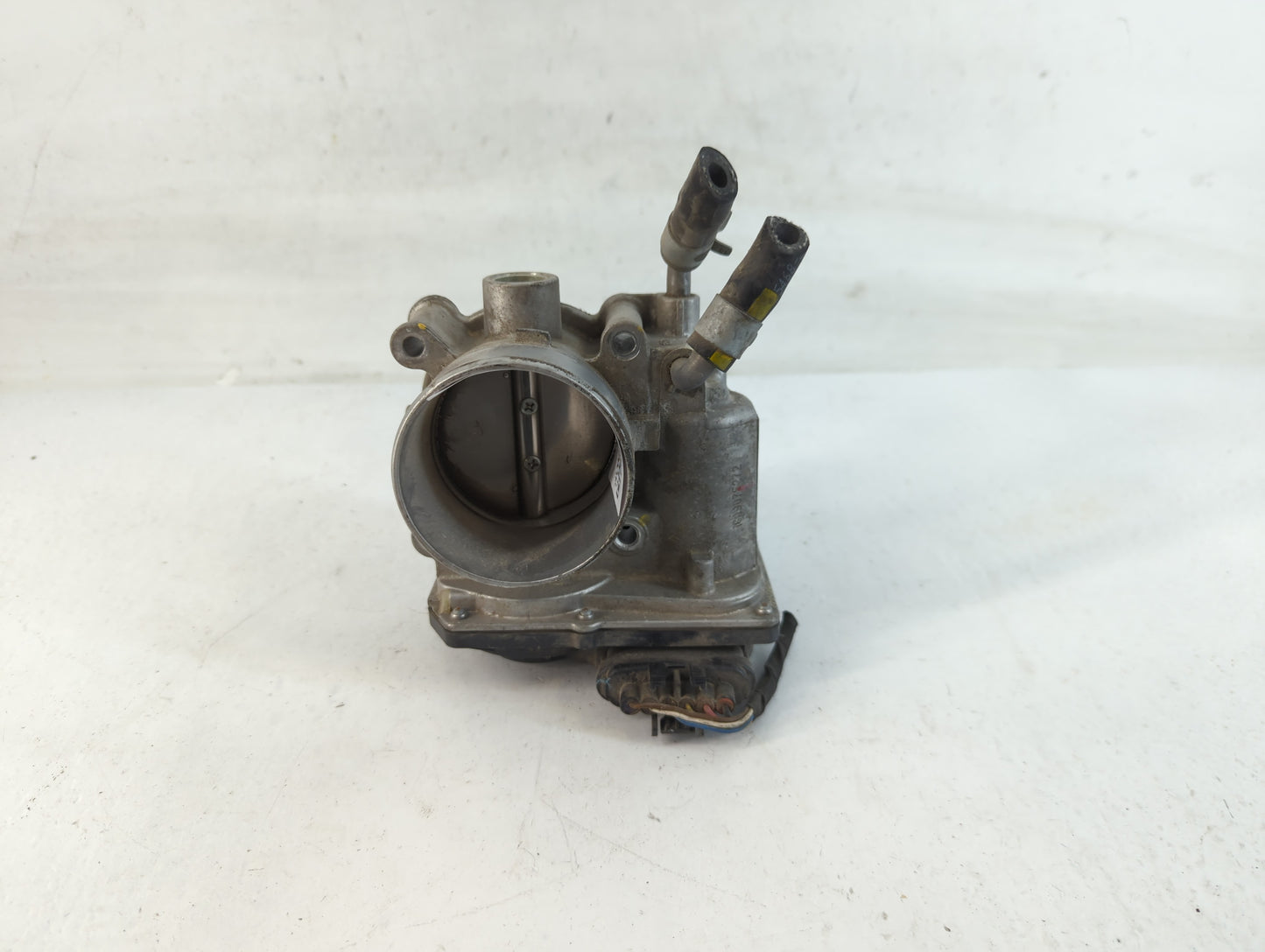 2011-2020 Hyundai Elantra Throttle Body P/N:35100-2E000 Fits Fits 2011 2012 2013 2014 2015 2016 2017 2018 2019 2020 2021 OEM