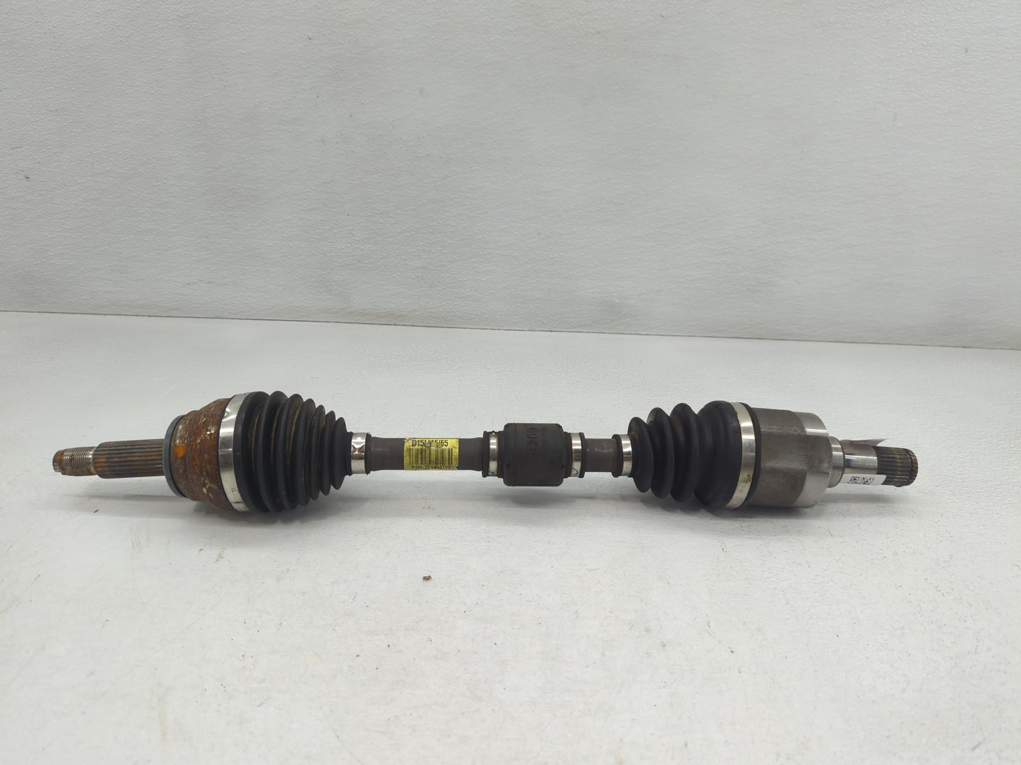 2017-2020 Hyundai Elantra Axle Shaft Front Driver Cv C/v - Oemusedautoparts1.com
