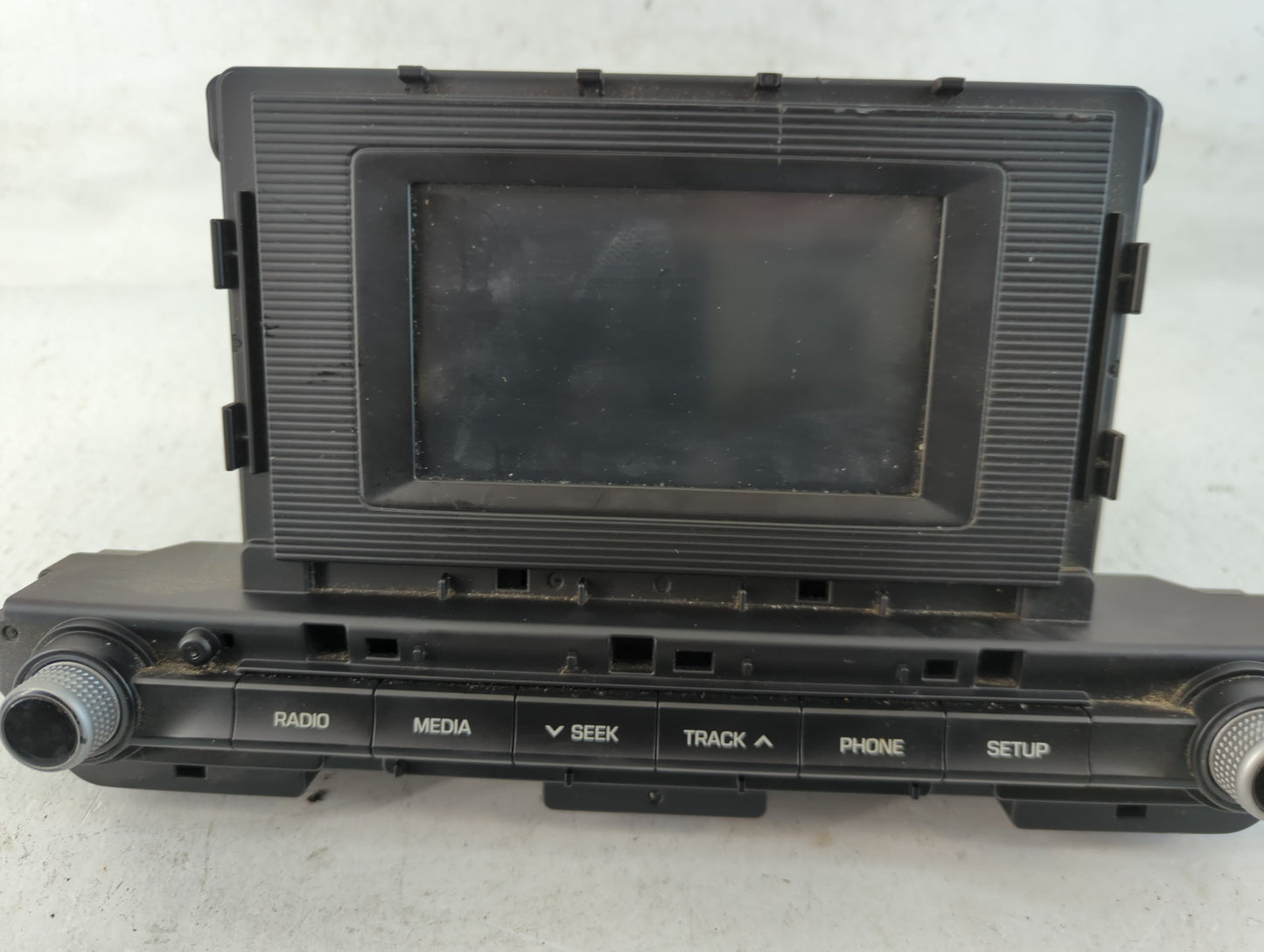 2019-2020 Hyundai Elantra Radio AM FM Cd Player Receiver Replacement P/N:96180-F2UA0SSH Fits Fits 2019 2020 OEM Used Auto Pa