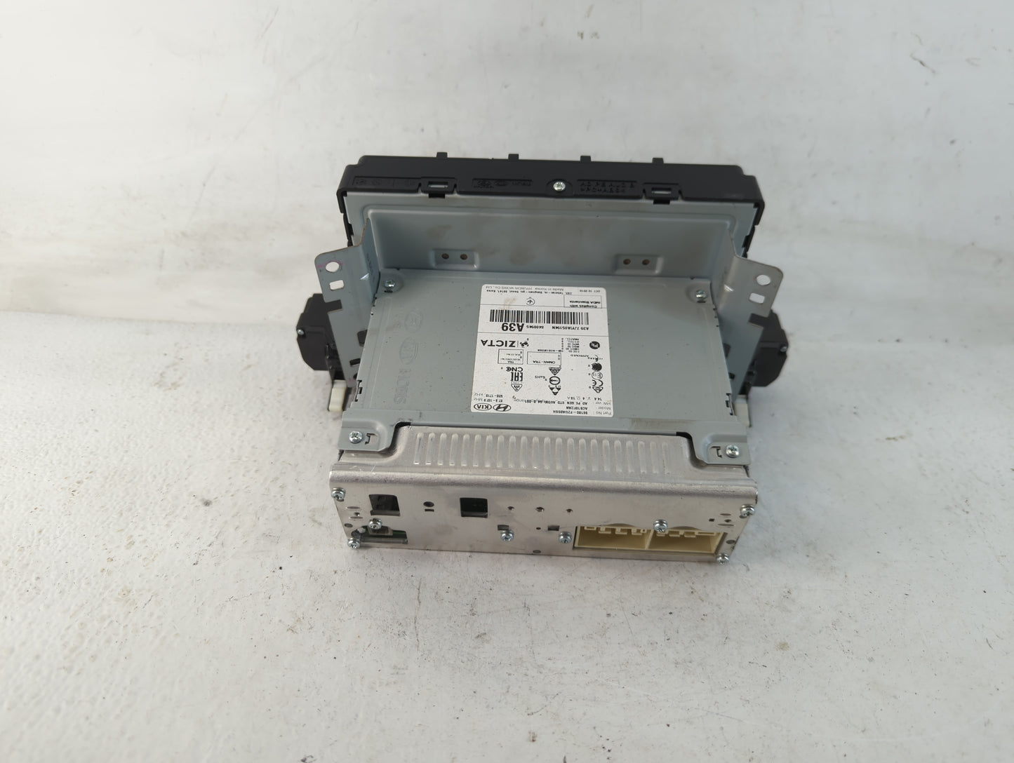 2019-2020 Hyundai Elantra Radio AM FM Cd Player Receiver Replacement P/N:96180-F2UA0SSH Fits Fits 2019 2020 OEM Used Auto Pa