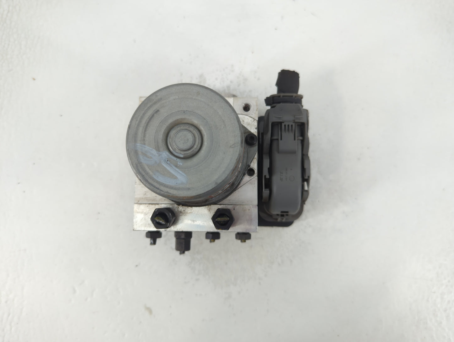 2019 Hyundai Elantra ABS Pump Control Module Replacement P/N:58910-F2510 F2589-22920 Fits OEM Used Auto Parts - Oemusedautop
