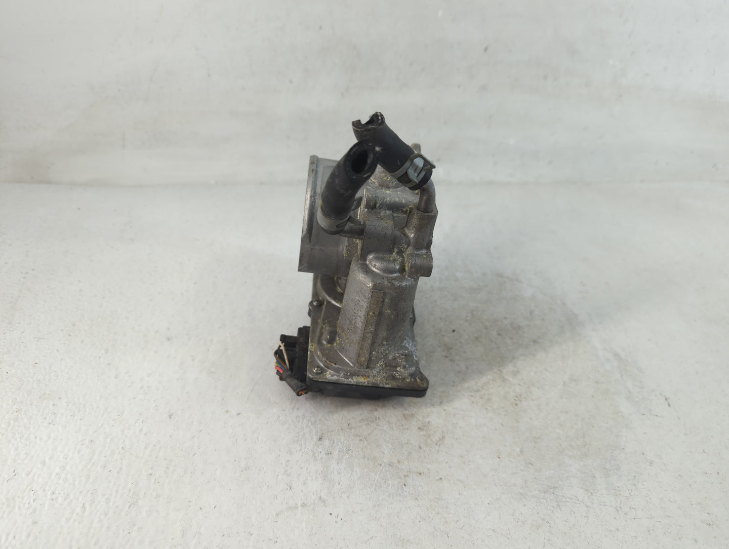 2011-2020 Hyundai Elantra Throttle Body P/N:5323 09B21 35100-2E000 Fits OEM Used Auto Parts - Oemusedautoparts1.com