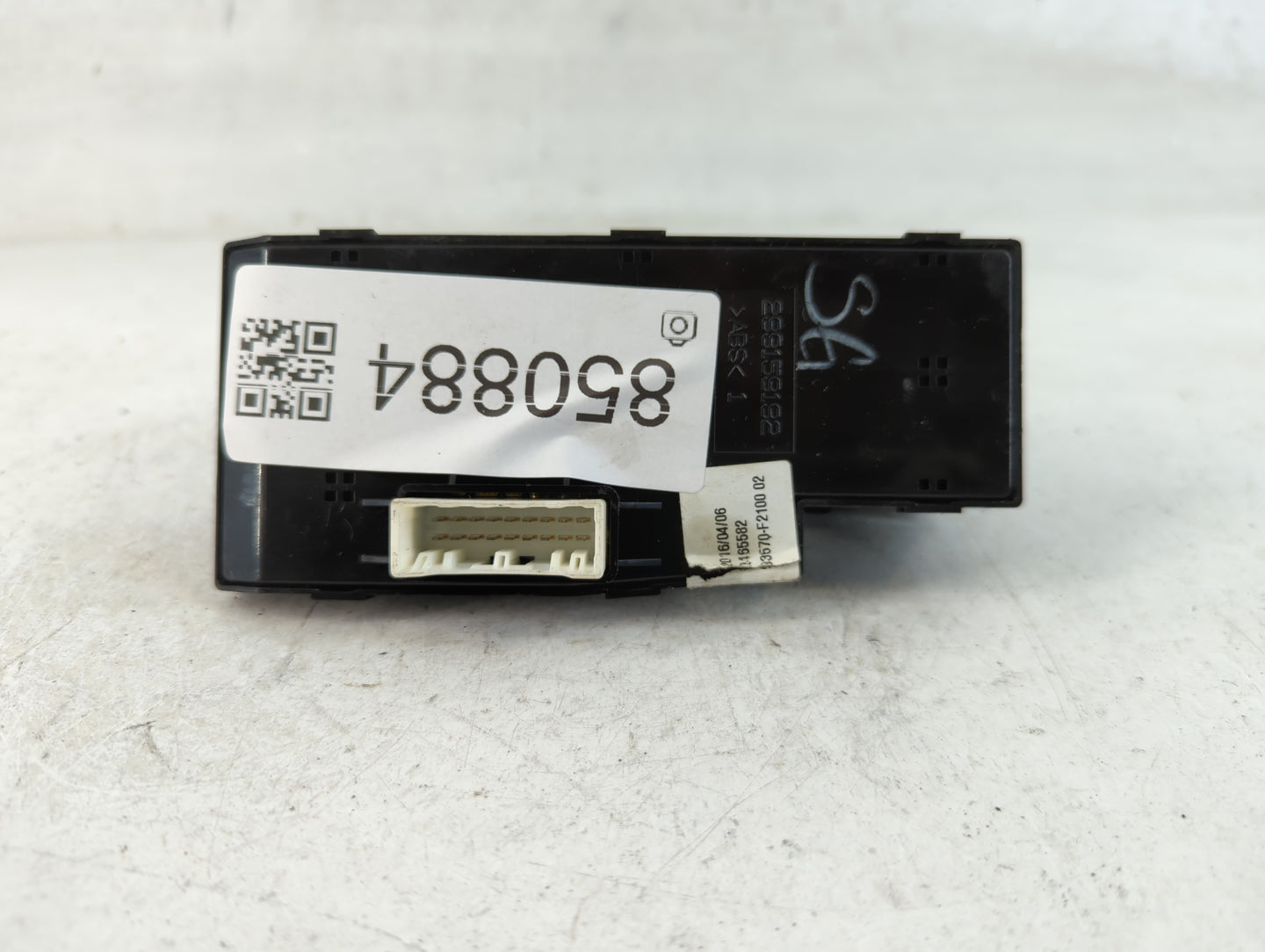 2017-2020 Hyundai Elantra Master Power Window Switch Replacement Driver Side Left P/N:93570-F2100 Fits Fits 2017 2018 2019 2