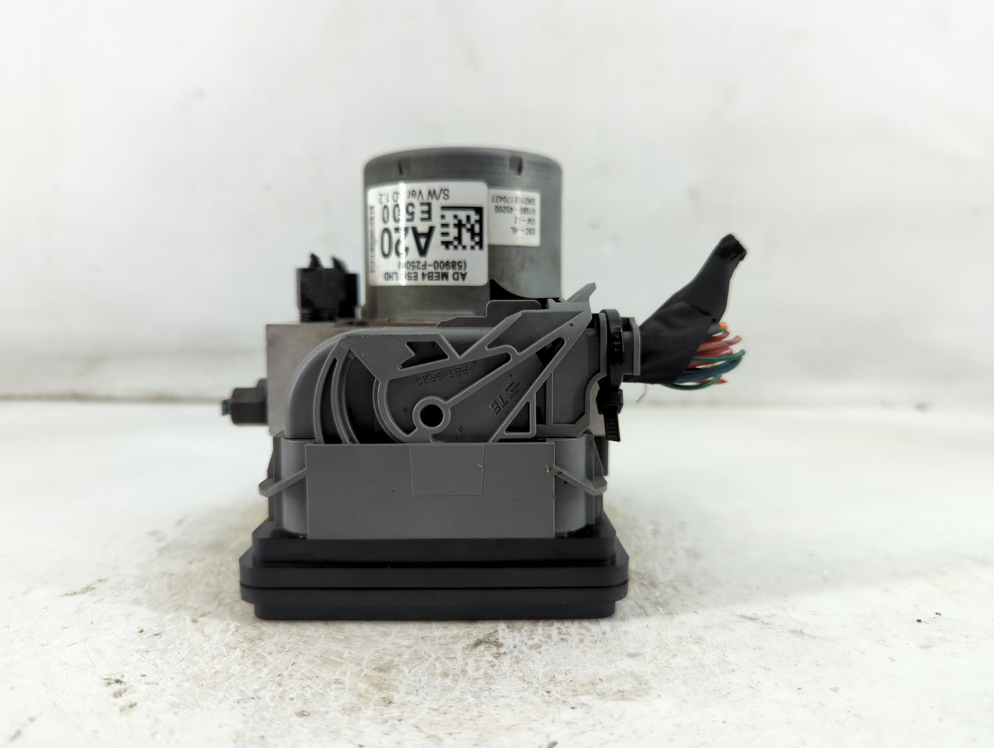2018-2020 Hyundai Elantra ABS Pump Control Module Replacement P/N:58900-F2500 Fits Fits 2018 2019 2020 OEM Used Auto Parts -