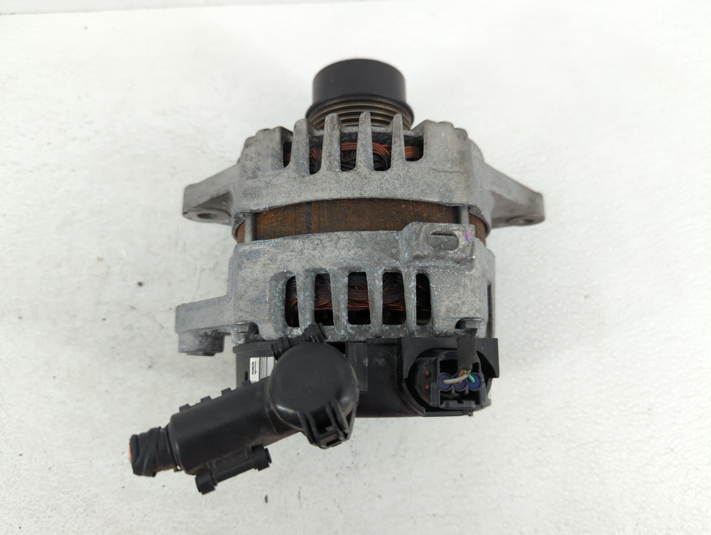 2018-2020 Hyundai Elantra Gt Alternator Replacement Generator Charging Assembly Engine OEM P/N:37300-2b960 Fits OEM Used Aut