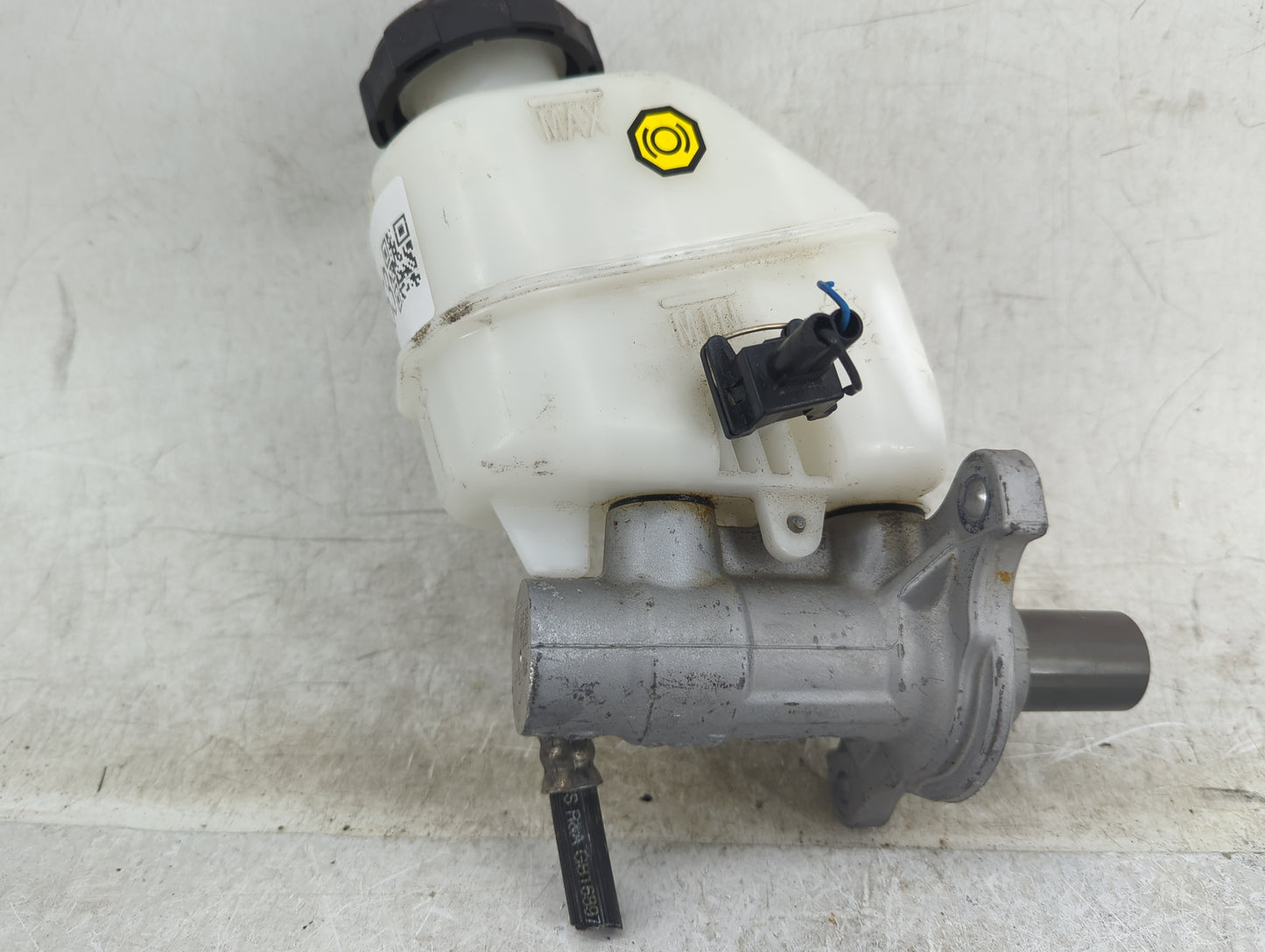 2019 Hyundai Genesis Brake Master Cylinder - Oemusedautoparts1.com
