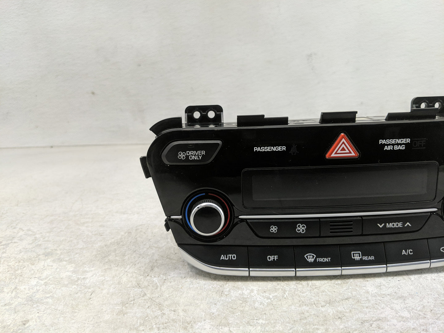 2017-2019 Hyundai Ioniq Climate Control Module Temperature AC/Heater Replacement P/N:97250-G2070WMP Fits Fits 2017 2018 2019
