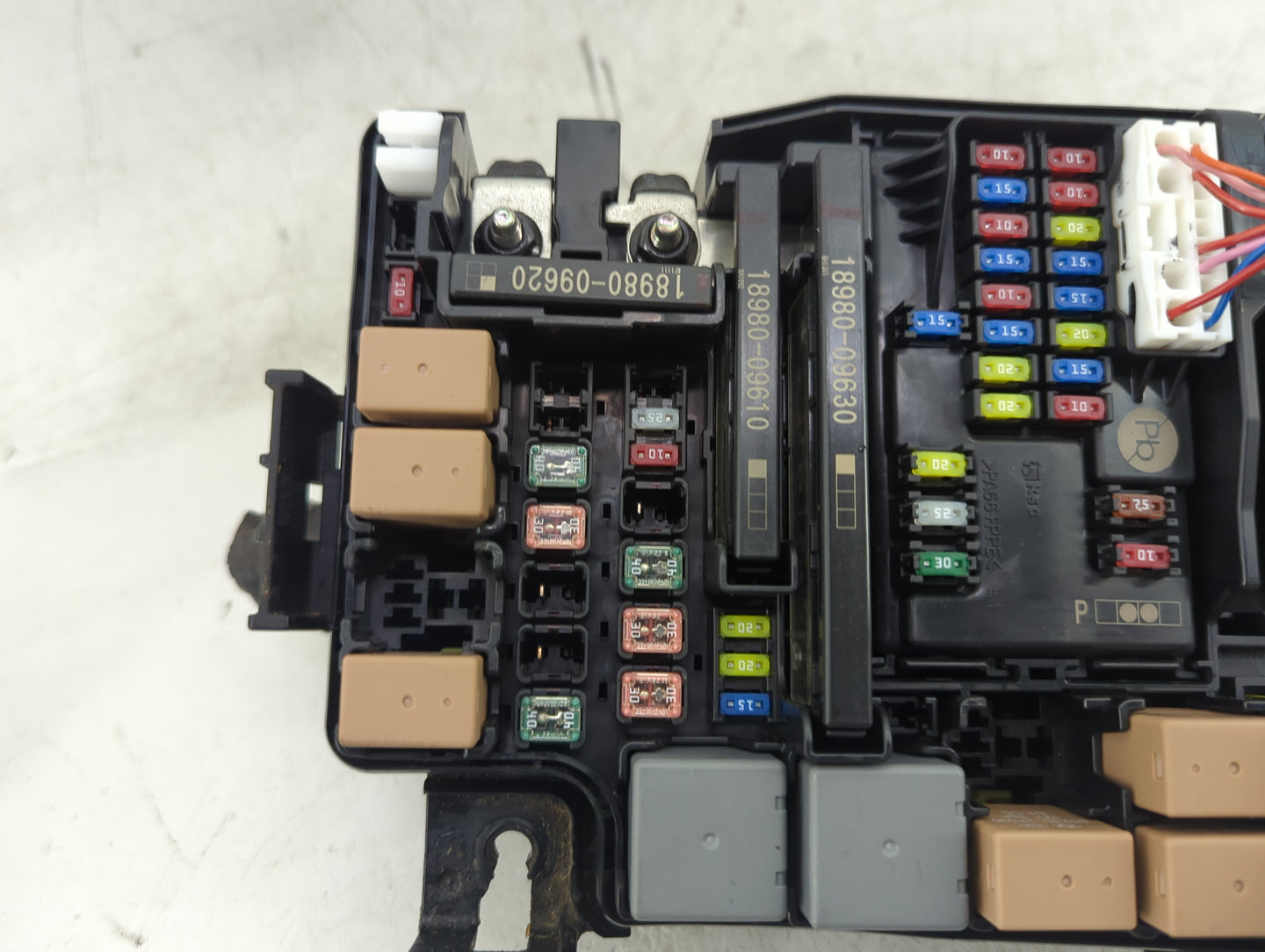 2019 Hyundai Ioniq Fusebox Fuse Box Panel Relay Module P/N:91950-G7820 Fits OEM Used Auto Parts - Oemusedautoparts1.com