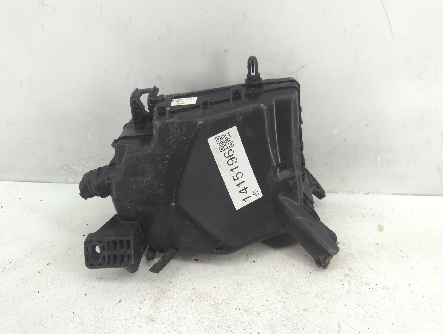 2019 Hyundai Ioniq Fusebox Fuse Box Panel Relay Module Fits OEM Used Auto Parts - Oemusedautoparts1.com