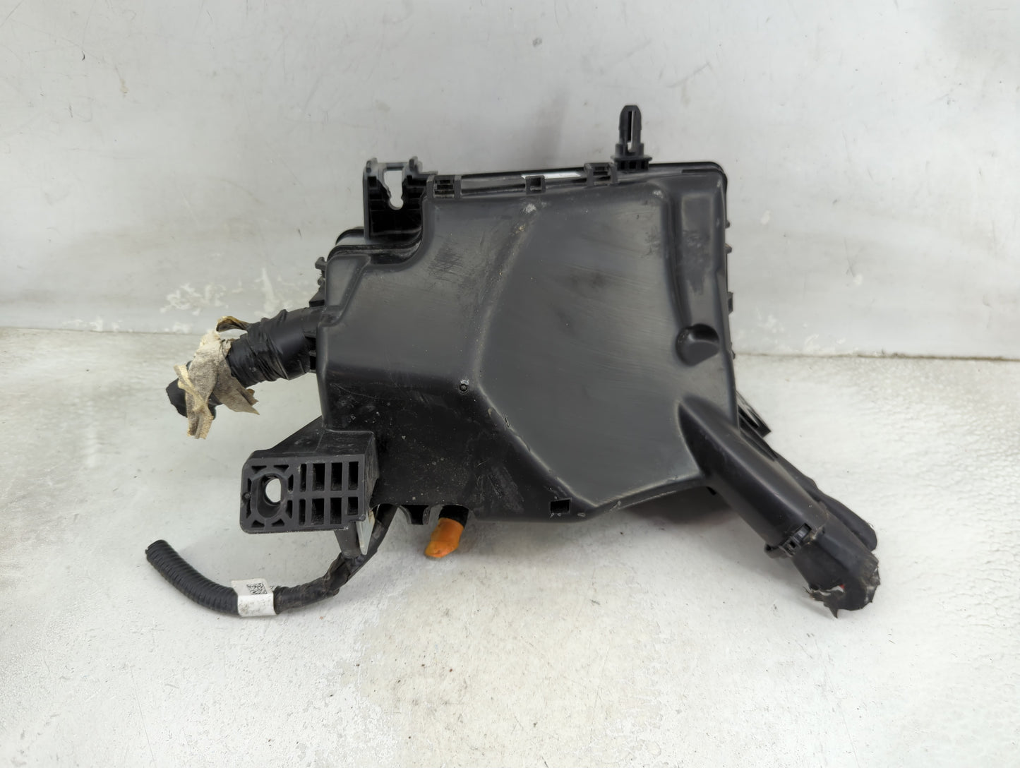 2019 Hyundai Ioniq Fusebox Fuse Box Panel Relay Module P/N:91950-G2921 18980-09620, 18980-09630, 18980-09610 Fits OEM Used A