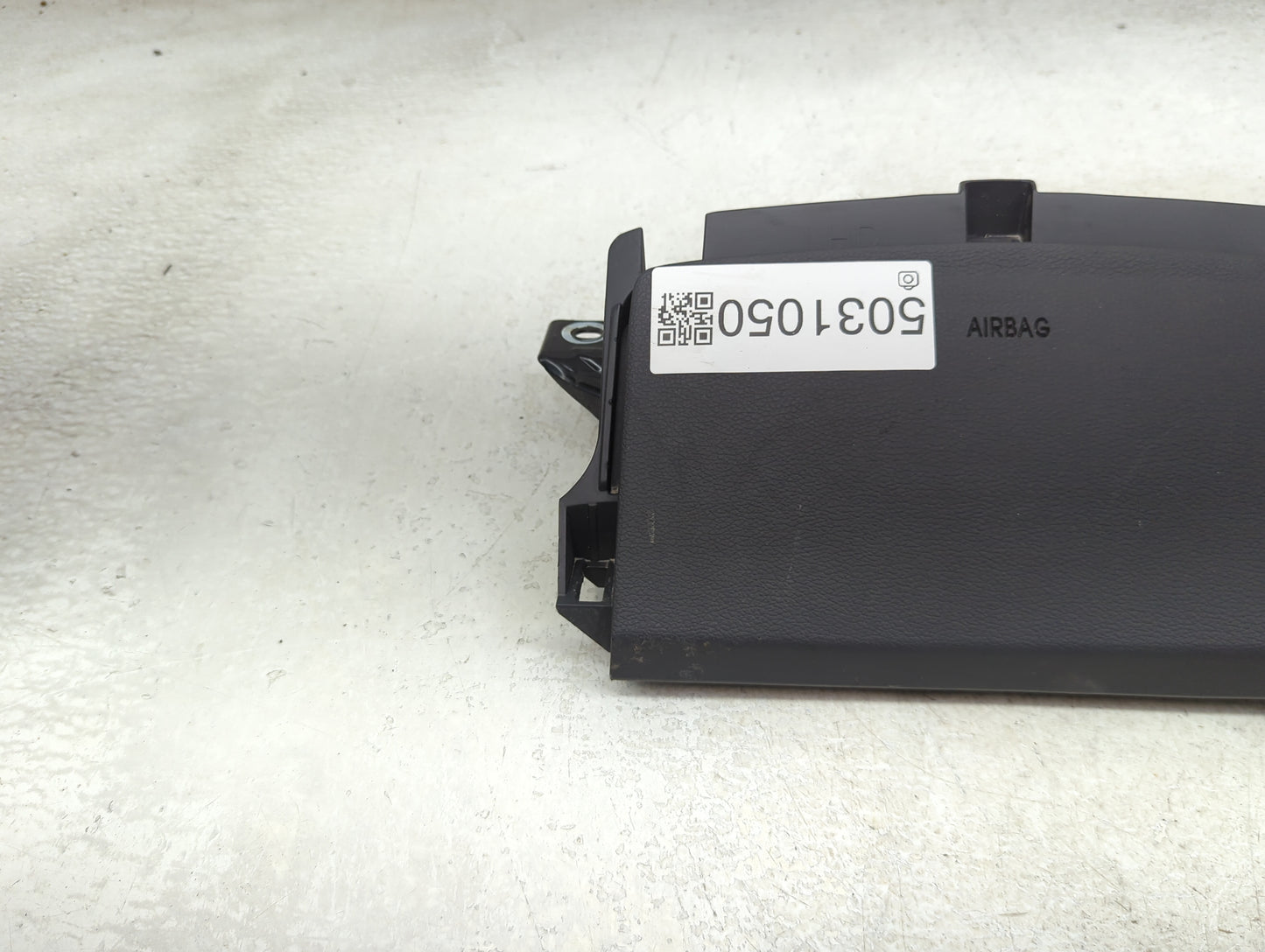 2017-2020 Hyundai Ioniq Air Bag Driver Left Steering Wheel Mounted P/N:56970G2000T9Y G256991010 Fits Fits 2017 2018 2019 202