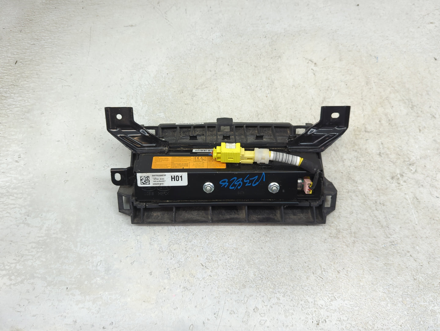 2017-2020 Hyundai Ioniq Air Bag Driver Left Steering Wheel Mounted P/N:56970G2000T9Y G256991010 Fits Fits 2017 2018 2019 202