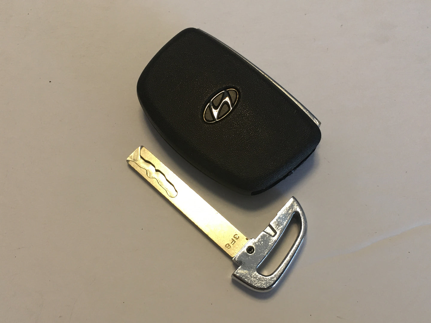 Hyundai Ioniq Keyless Entry Remote Fob Tq8-Fob-4f11 95440-G2000 4 Buttons - Oemusedautoparts1.com