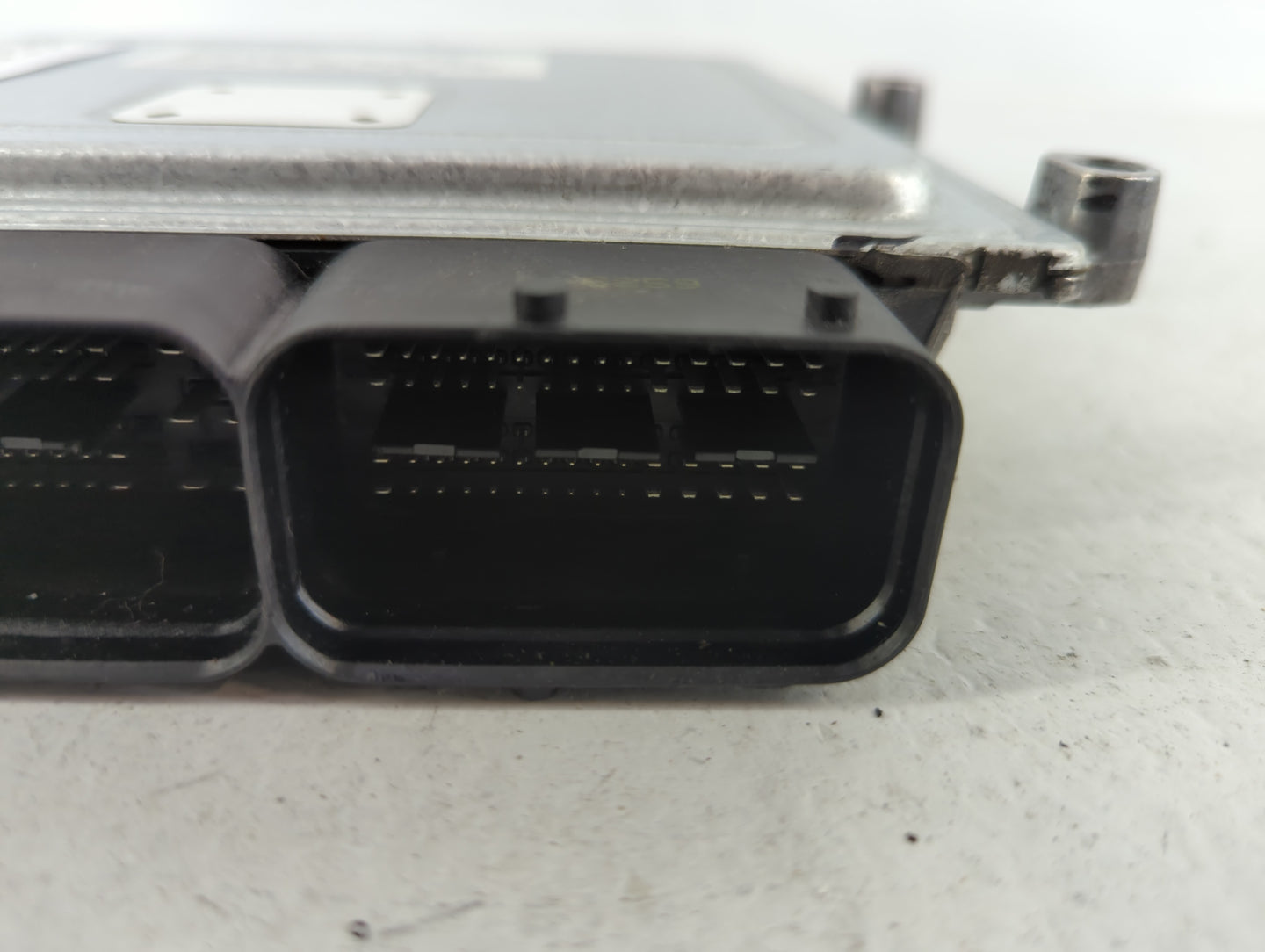 2017-2020 Hyundai Ioniq PCM Engine Control Computer ECU ECM PCU OEM P/N:39101-03HM4 39110-03HM4 Fits Fits 2017 2018 2019 202