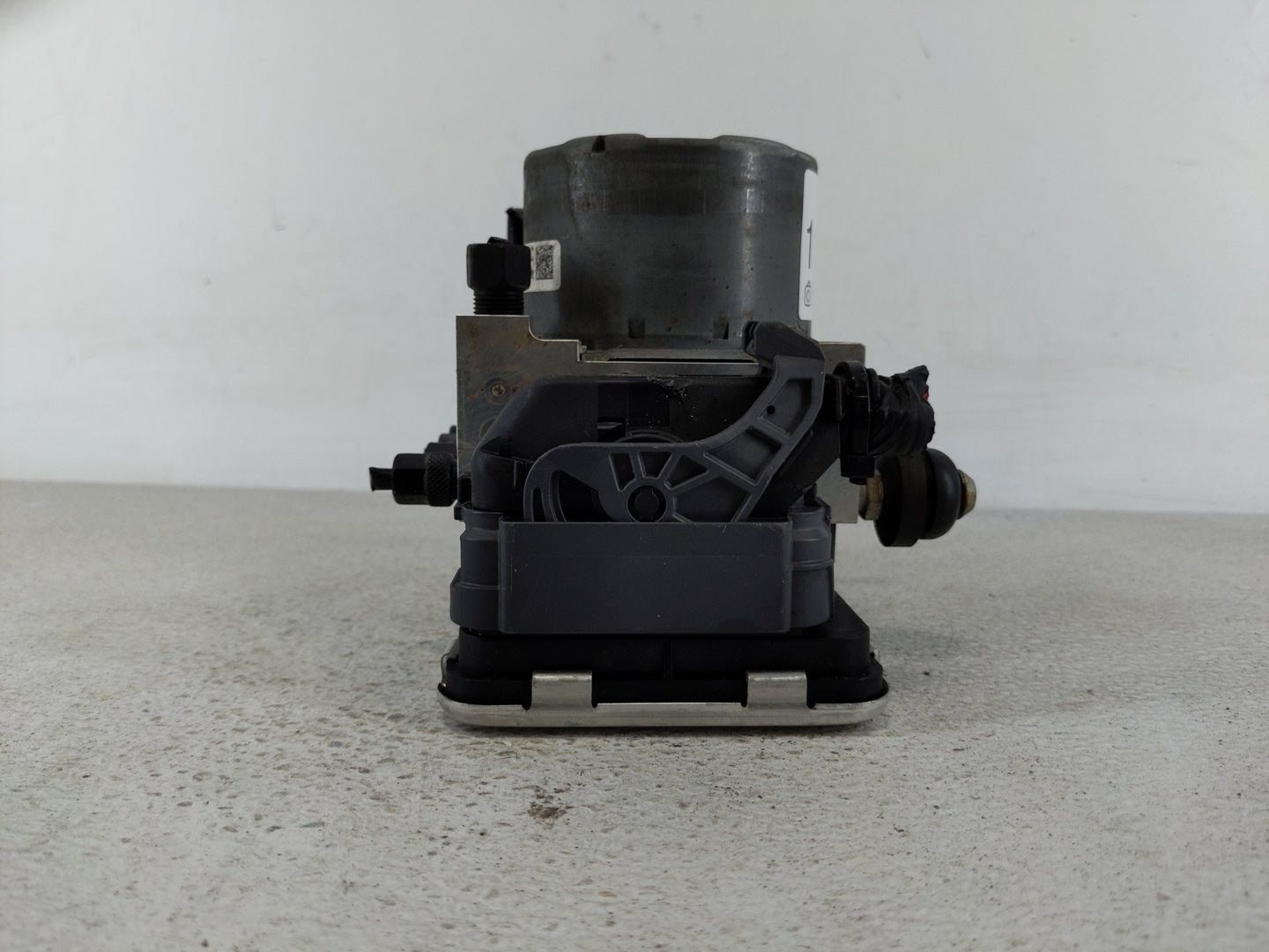 2018-2021 Hyundai Kona ABS Pump Control Module Replacement P/N:58900-J9100 Fits Fits 2018 2019 2020 2021 OEM Used Auto Parts