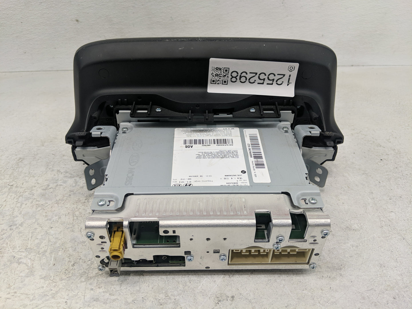 2018-2021 Hyundai Kona Radio AM FM Cd Player Receiver Replacement P/N:96160-J9110TMT Fits Fits 2018 2019 2020 2021 OEM Used 