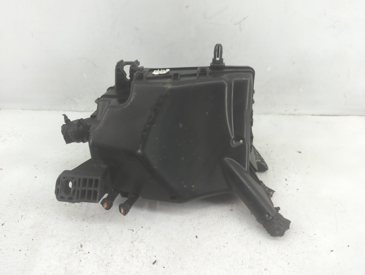 2018-2021 Hyundai Kona Fusebox Fuse Box Panel Relay Module P/N:91956-J9520 91227-J9251 Fits Fits 2018 2019 2020 2021 OEM Use