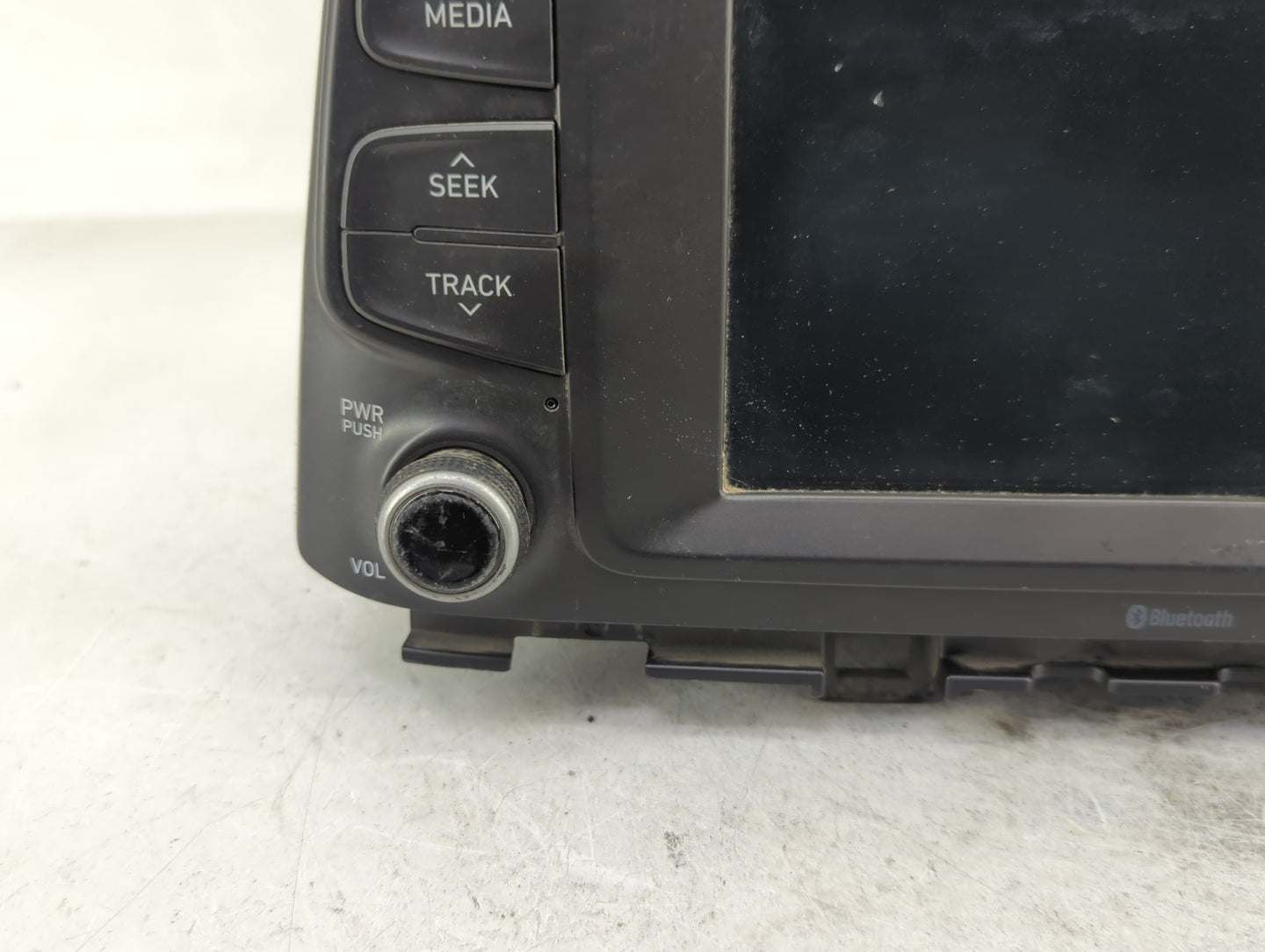 2018-2021 Hyundai Kona Radio AM FM Cd Player Receiver Replacement P/N:96160-J9110TMT Fits Fits 2018 2019 2020 2021 OEM Used 