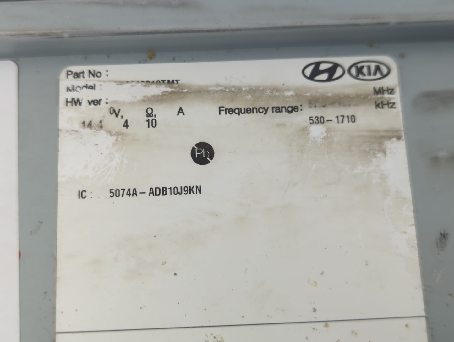 2018-2021 Hyundai Kona Radio AM FM Cd Player Receiver Replacement P/N:96160-J9110TMT Fits Fits 2018 2019 2020 2021 OEM Used 