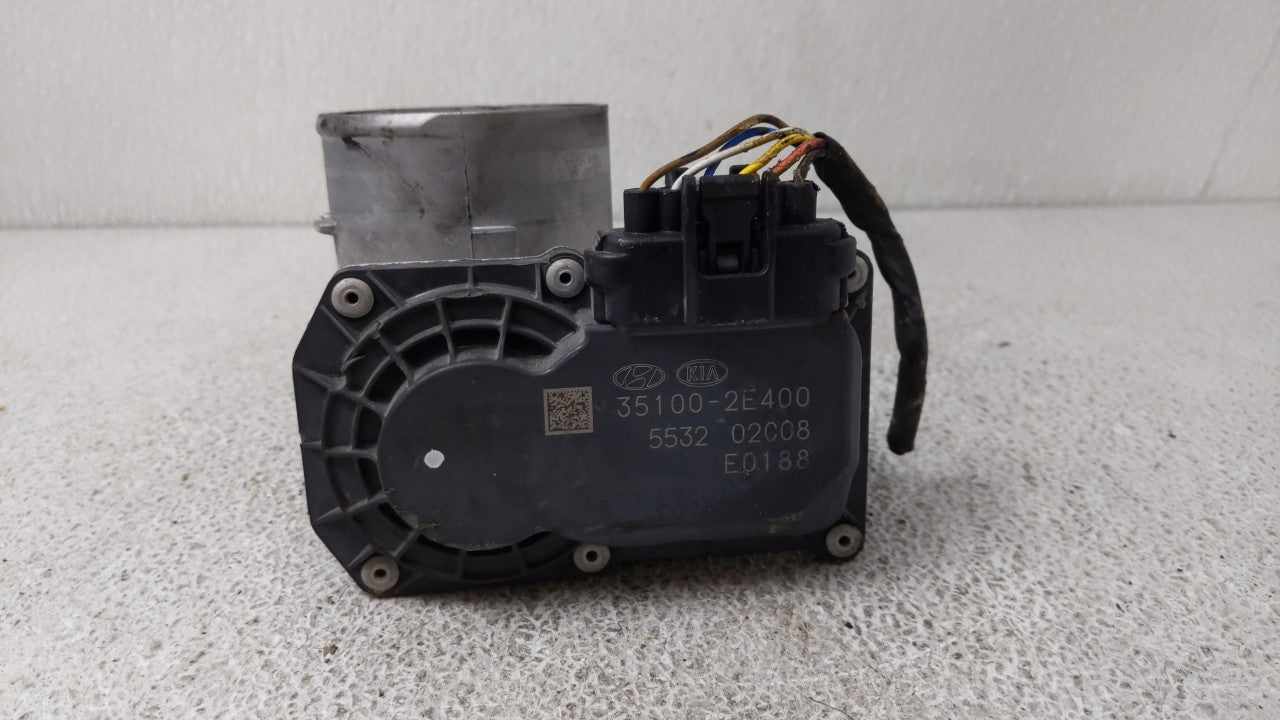 2018-2021 Hyundai Kona Throttle Body P/N:35100-2E400 35100-2E000 Fits Fits 2012 2013 2014 2015 2016 2018 2019 2020 2021 OEM 