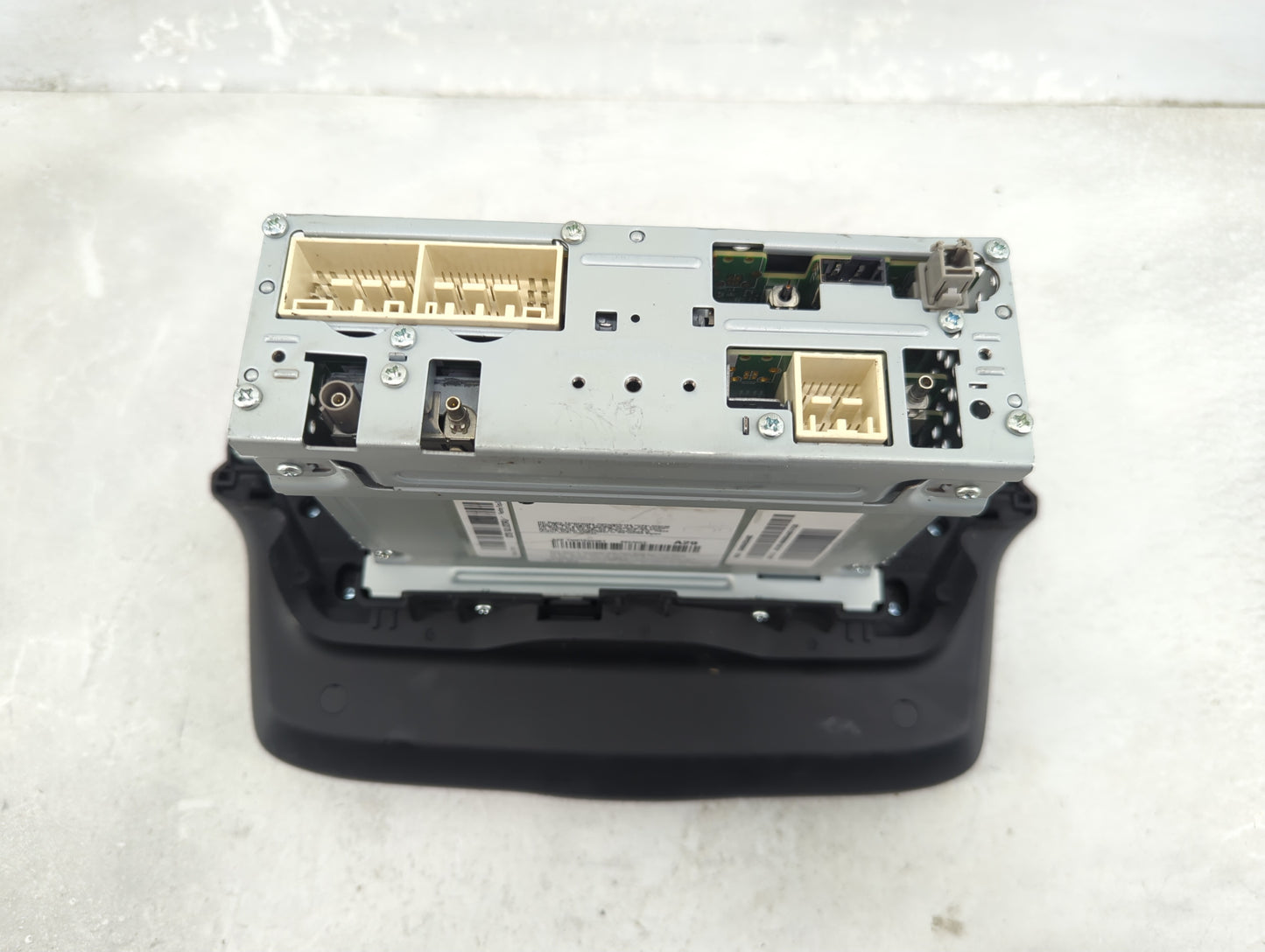 2018-2021 Hyundai Kona Radio AM FM Cd Player Receiver Replacement P/N:96160-J9106TMT Fits Fits 2018 2019 2020 2021 OEM Used 