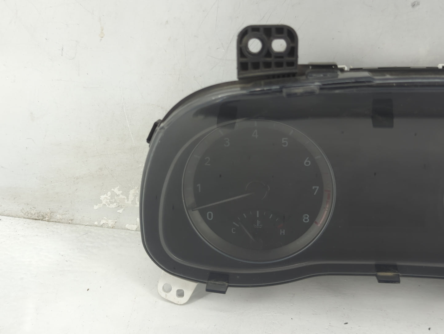 2019-2021 Hyundai Kona Instrument Cluster Speedometer Gauges P/N:94011J9360 Fits Fits 2019 2020 2021 OEM Used Auto Parts - O