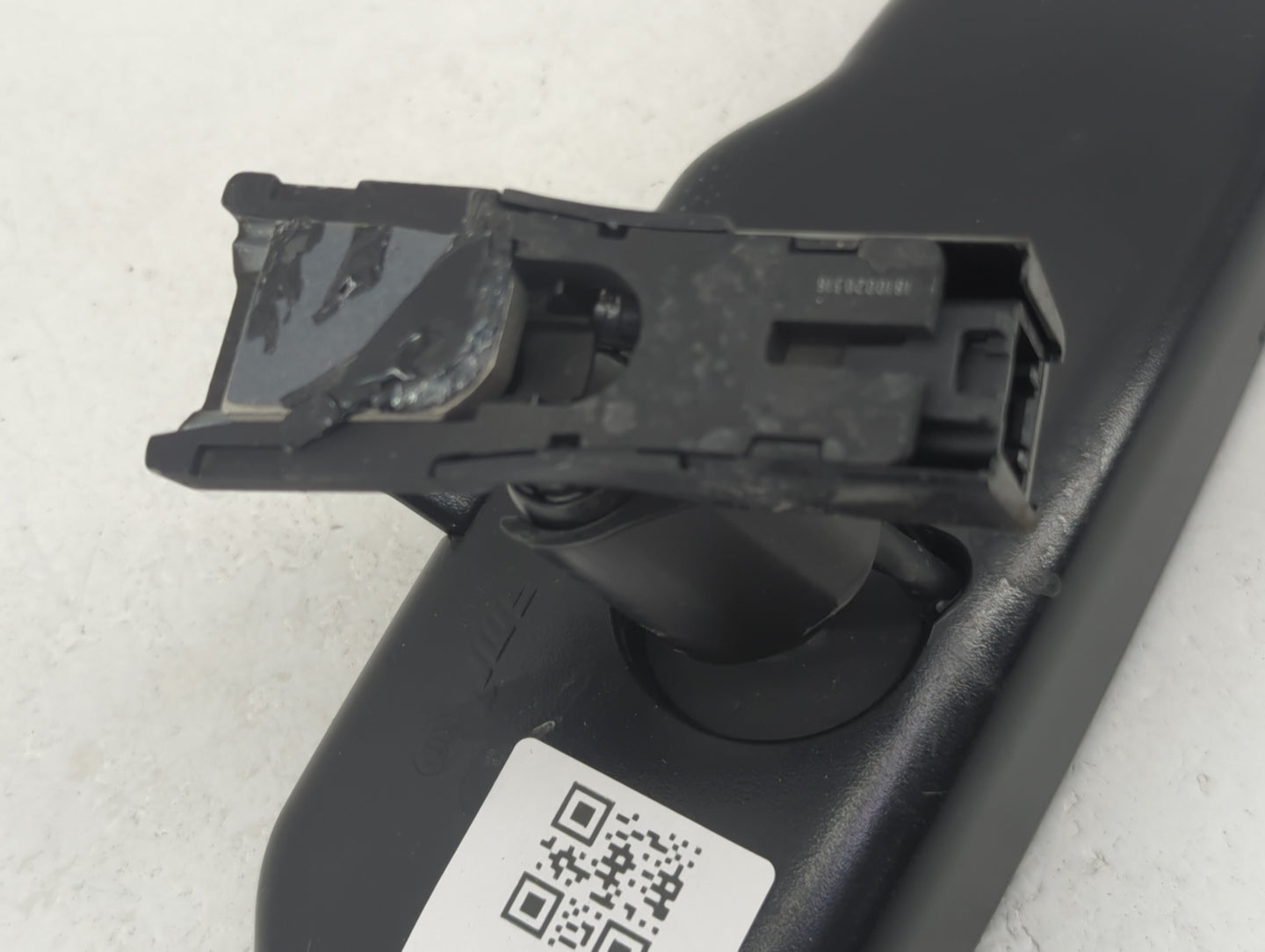 2018-2021 Hyundai Kona Interior Rear View Mirror Replacement OEM P/N:1810020316 Fits OEM Used Auto Parts - Oemusedautoparts1