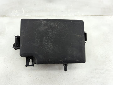 2018-2021 Hyundai Kona Fusebox Fuse Box Panel Relay Module P/N:18980-09625 18980-09636, 39160-37110 Fits Fits 2018 2019 2020