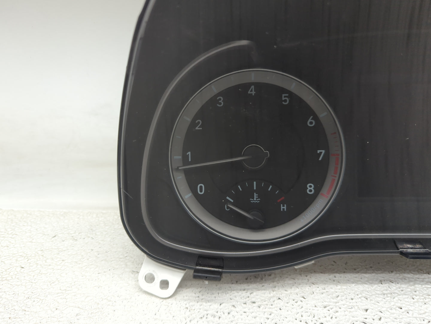 2019-2021 Hyundai Kona Instrument Cluster Speedometer Gauges P/N:94011J9370 Miles: Fits Fits 2019 2020 2021 OEM Used Auto Pa